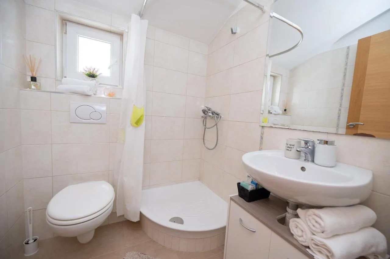 Apartment Malu Sunset Zadar Croatia